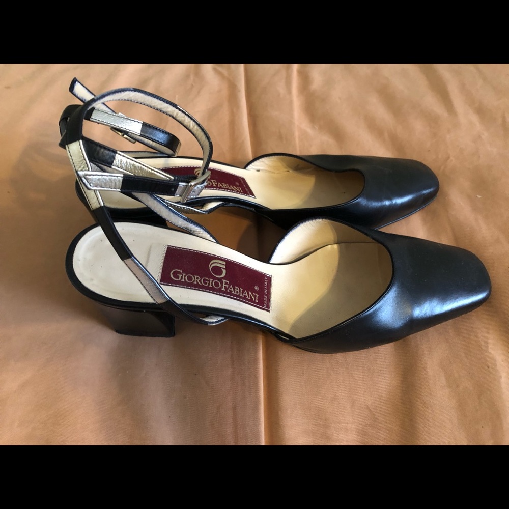 Giorgio Fabiani (Made in Italy) Leather Shoes. Black and Silver. Size 38. Used